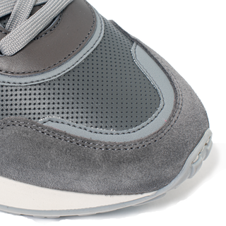 Road Runner Dark Ice Grey